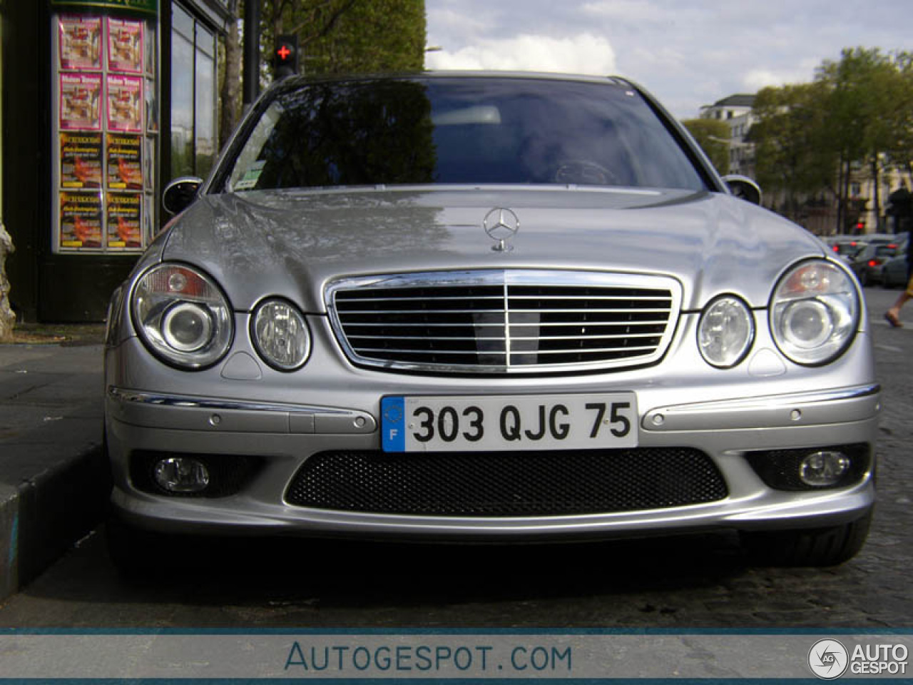 Mercedes-Benz E 55 AMG