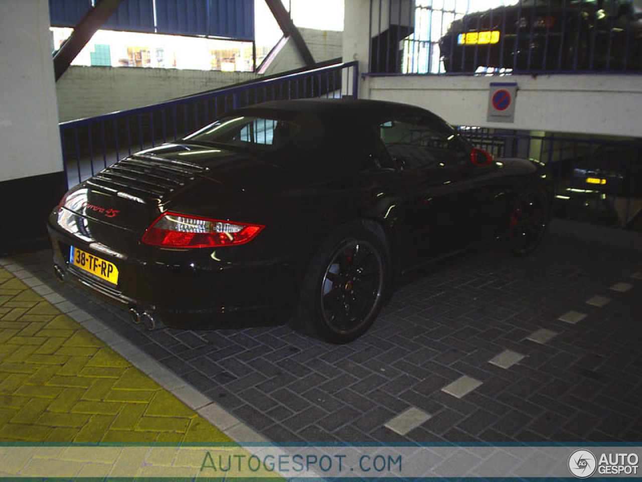 Porsche 997 Carrera 4S Cabriolet MkI