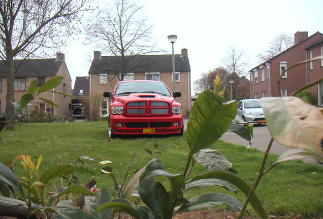 Dodge RAM SRT-10