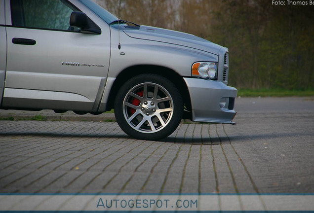 Dodge RAM SRT-10 Quad-Cab