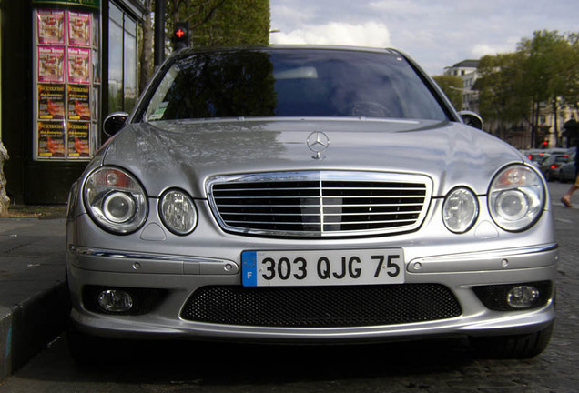 Mercedes-Benz E 55 AMG