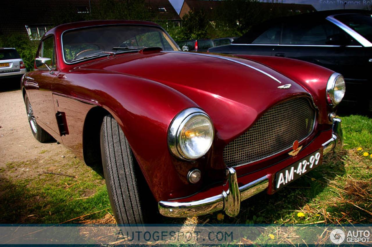 Aston Martin DB2/4 MKIII