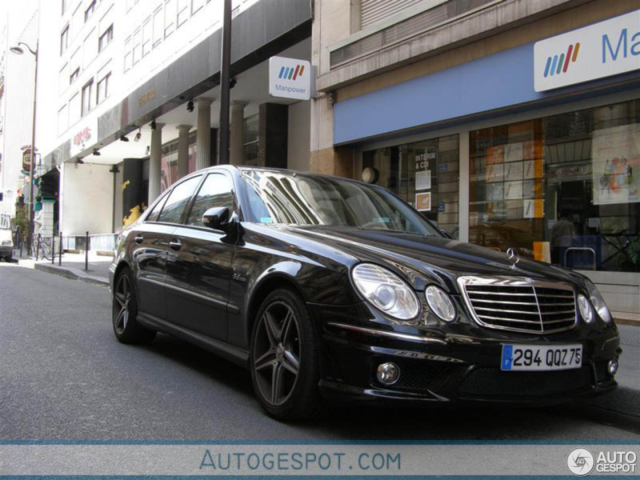 Mercedes-Benz E 63 AMG