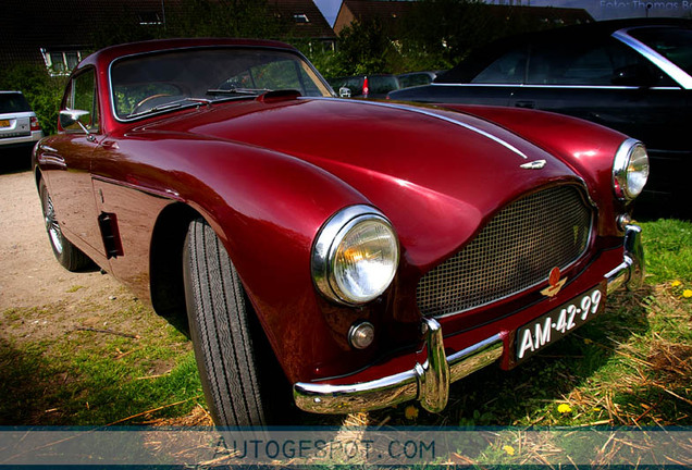 Aston Martin DB2/4 MKIII