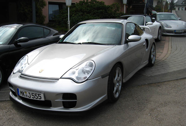 Porsche 996 GT2