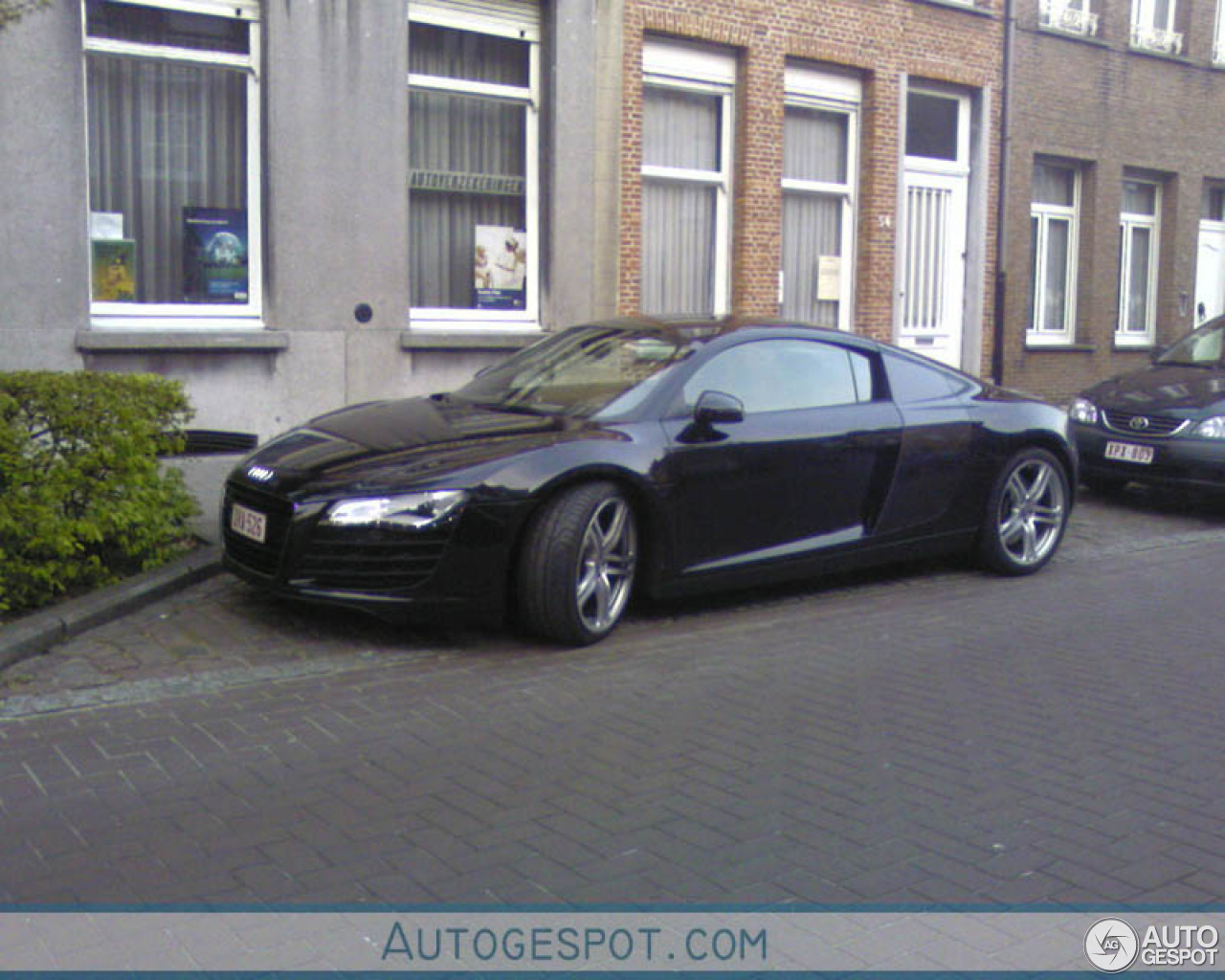 Audi R8