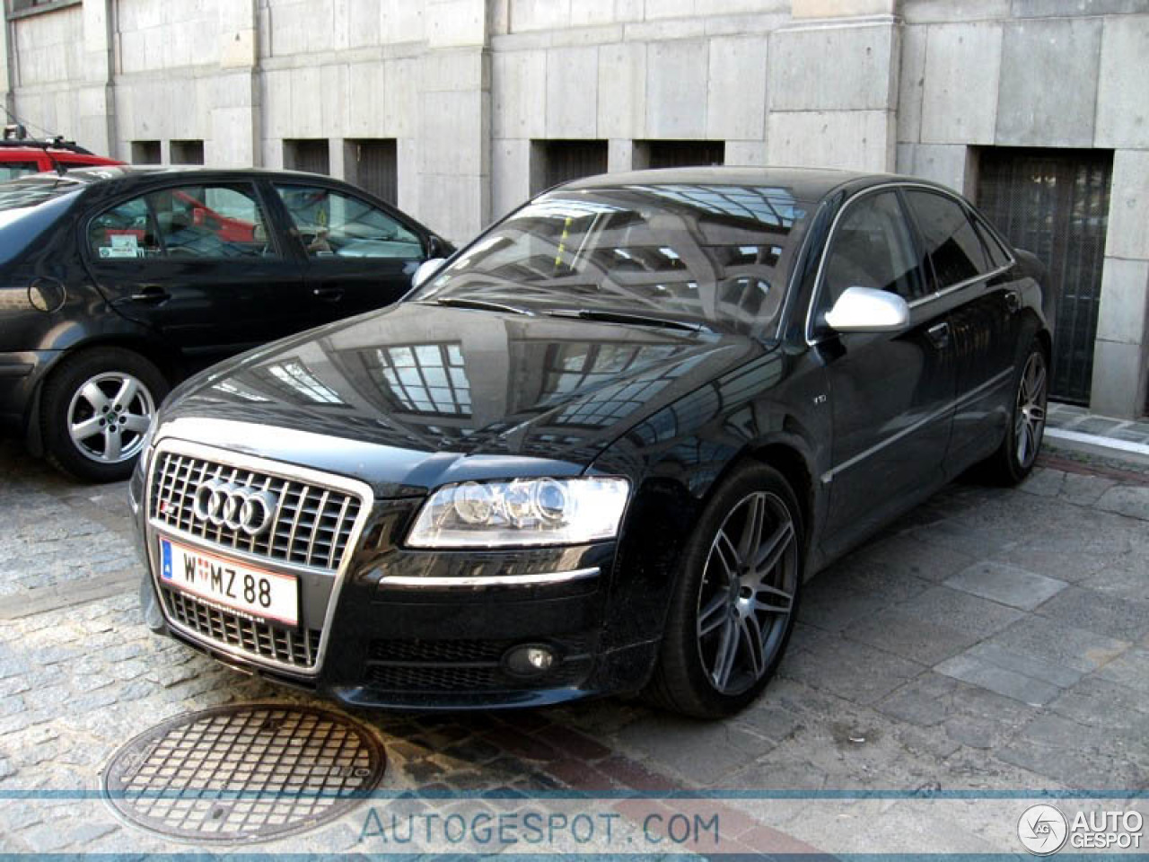 Audi S8 D3