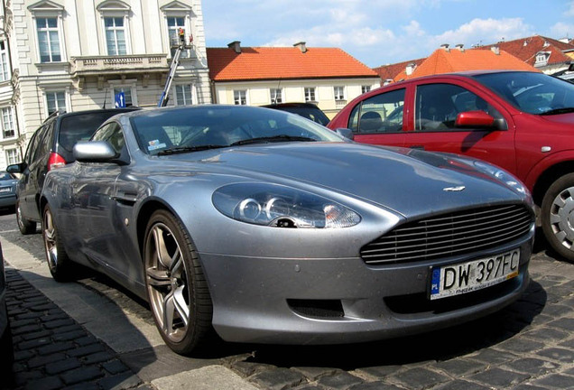 Aston Martin DB9