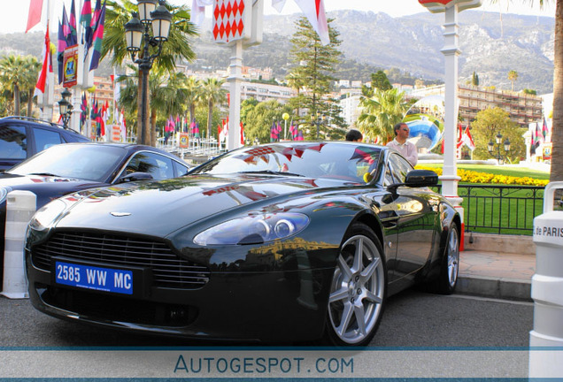 Aston Martin V8 Vantage