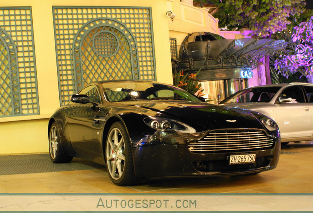 Aston Martin V8 Vantage