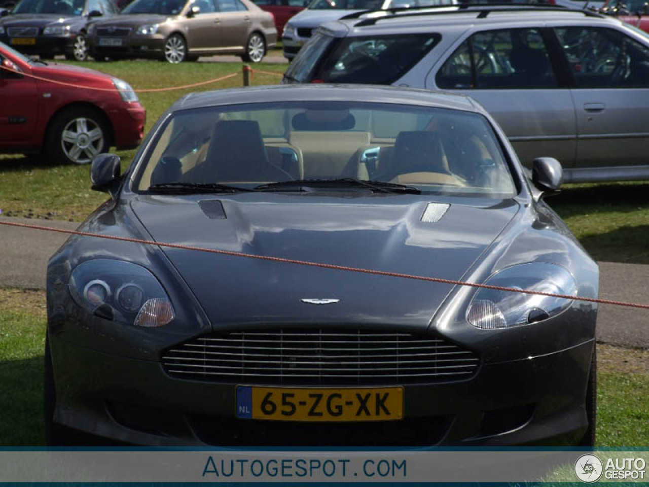 Aston Martin DB9