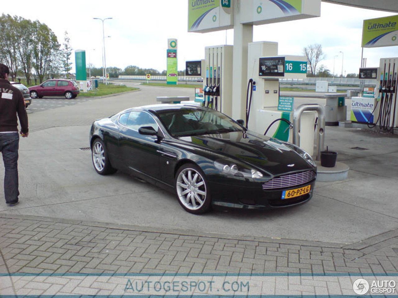 Aston Martin DB9