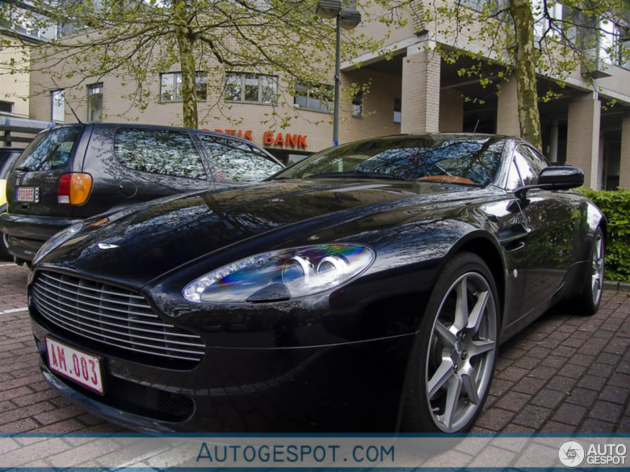 Aston Martin V8 Vantage