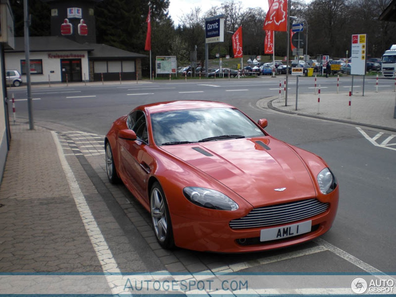 Aston Martin V8 Vantage N400