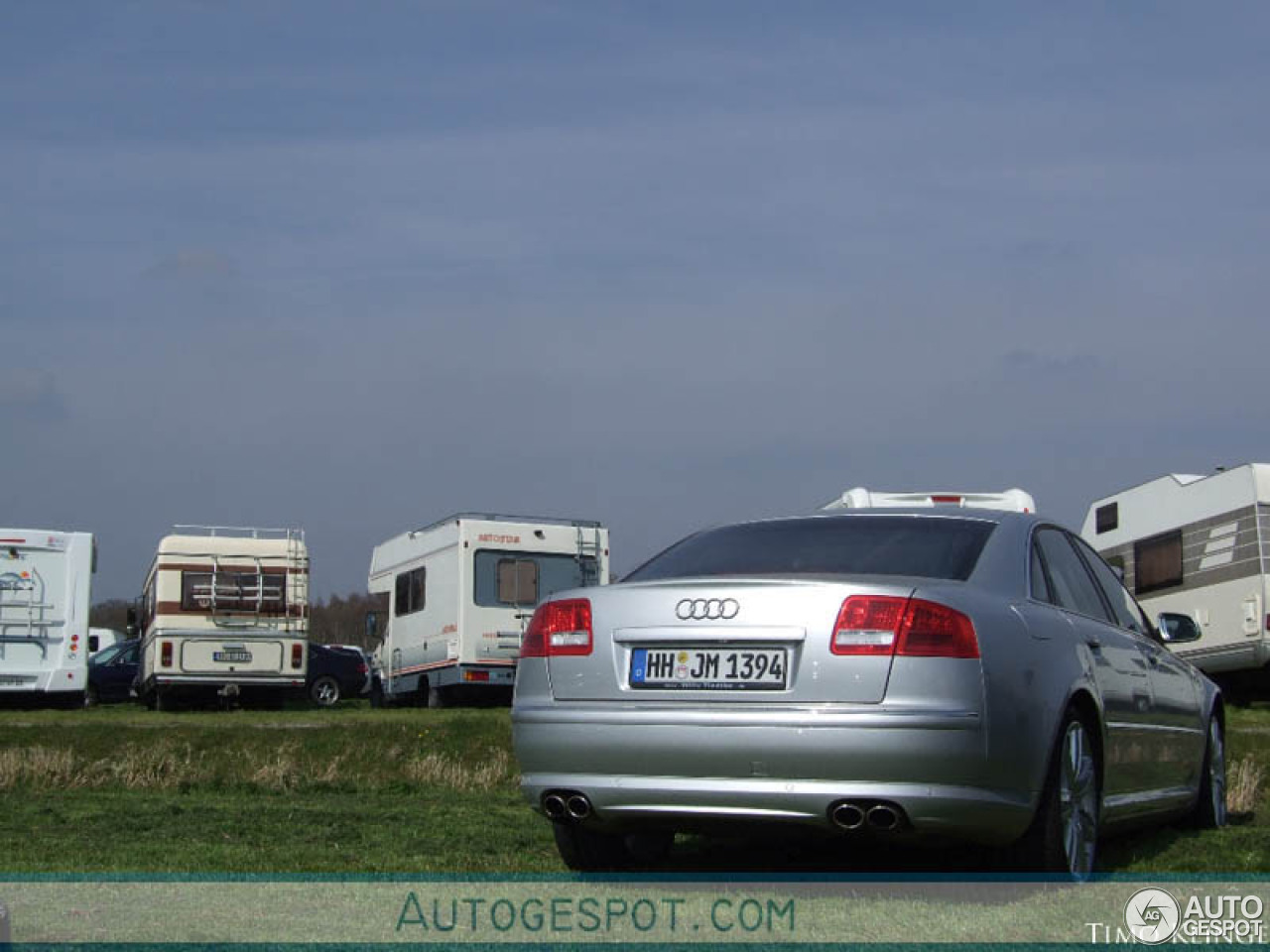 Audi S8 D3