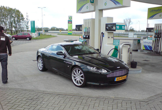 Aston Martin DB9