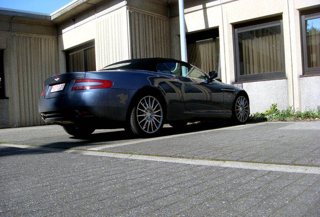 Aston Martin DB9 Volante