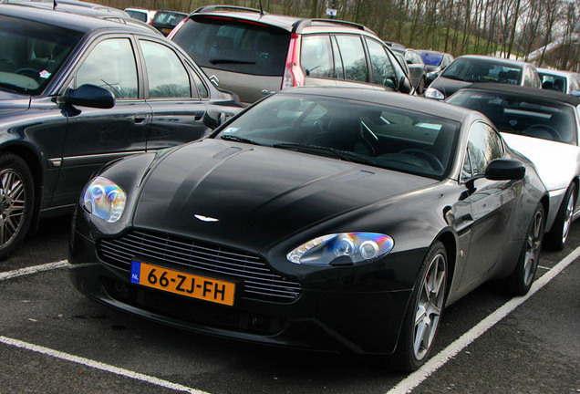 Aston Martin V8 Vantage