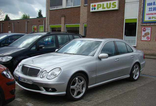 Mercedes-Benz E 55 AMG