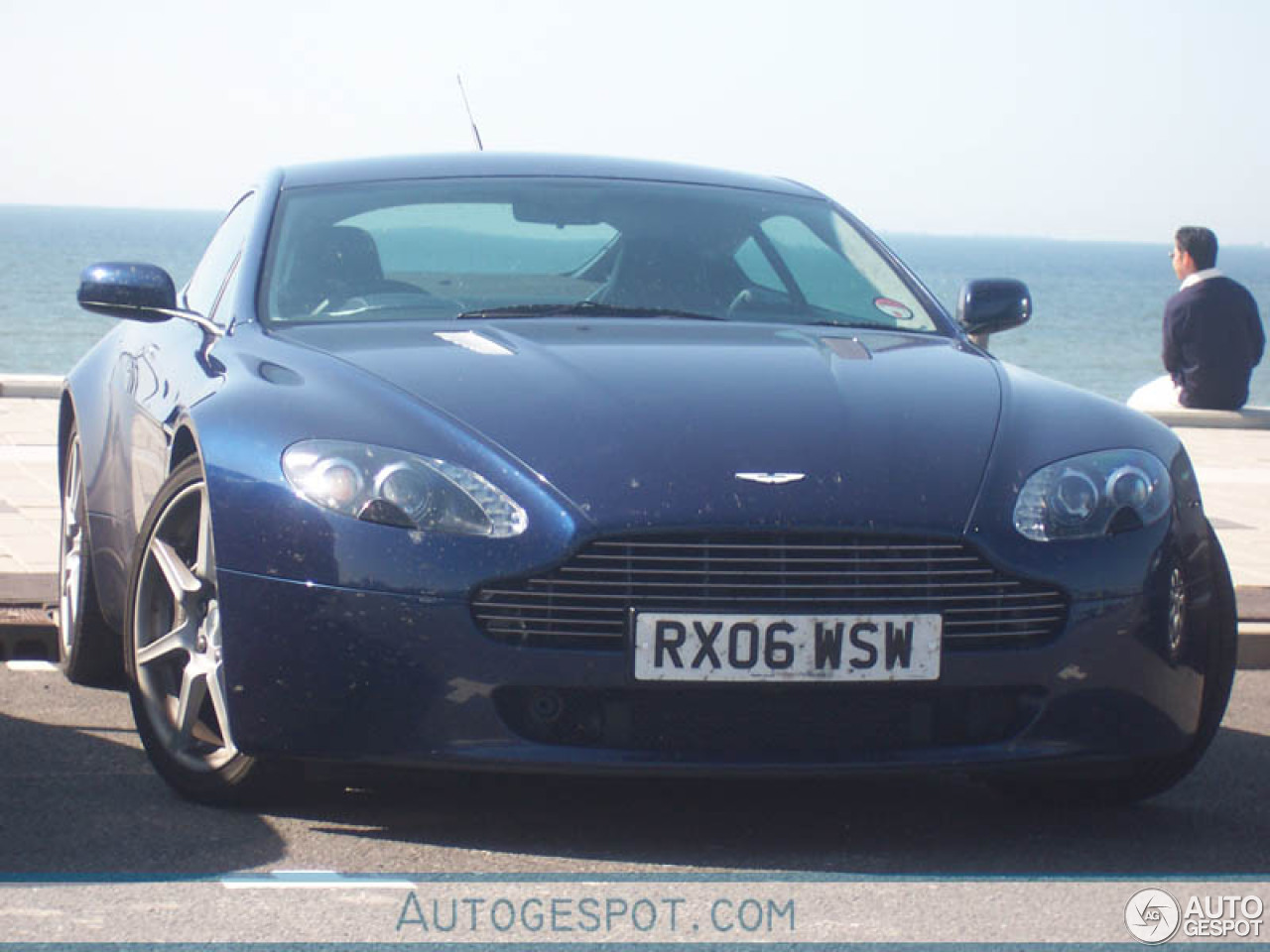 Aston Martin V8 Vantage