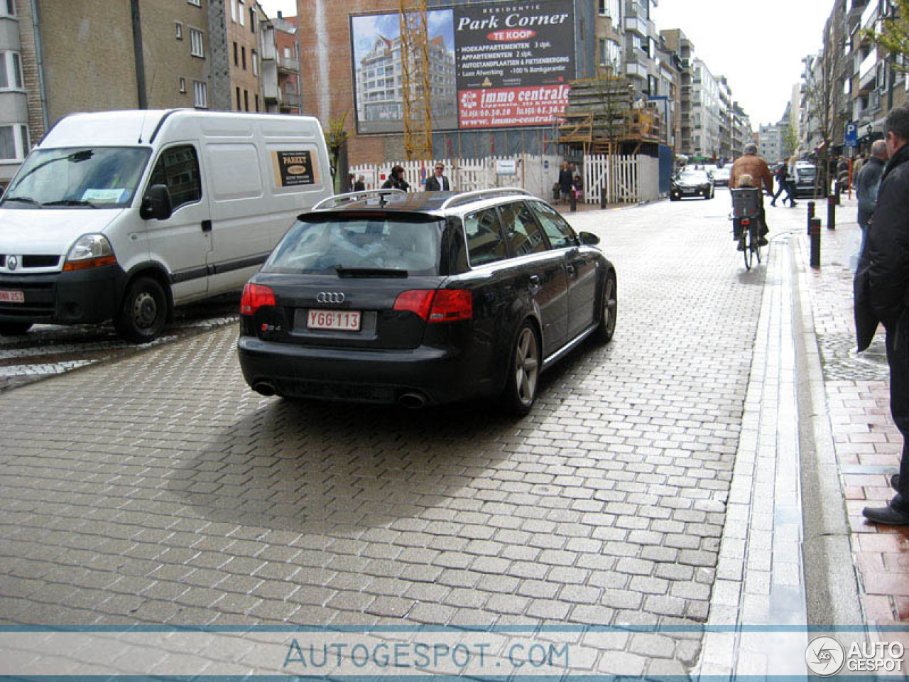 Audi RS4 Avant B7