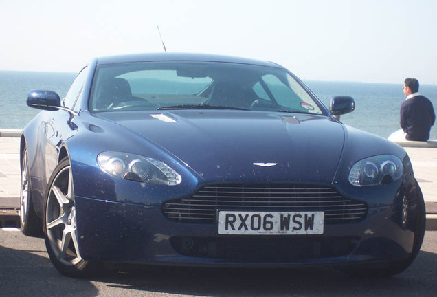 Aston Martin V8 Vantage