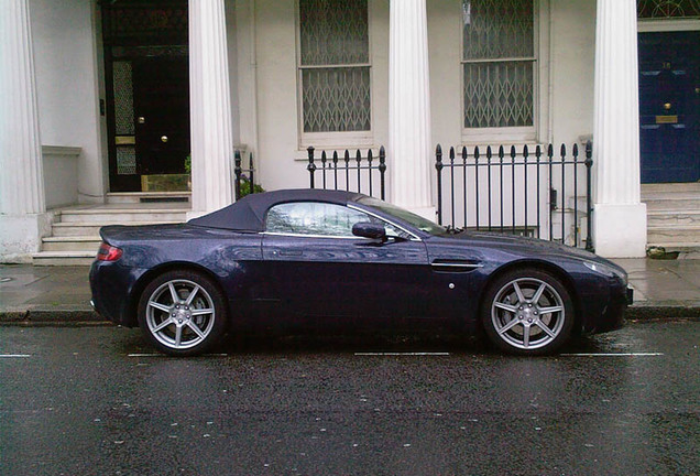 Aston Martin V8 Vantage Roadster