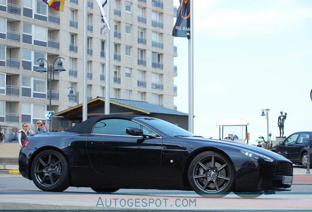 Aston Martin V8 Vantage Roadster