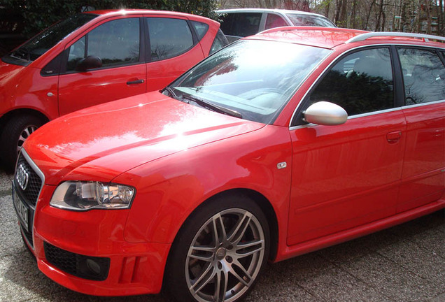 Audi RS4 Avant B7