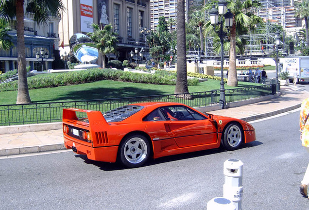 Ferrari F40