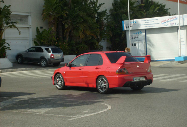 Mitsubishi Lancer Evolution IX FQ