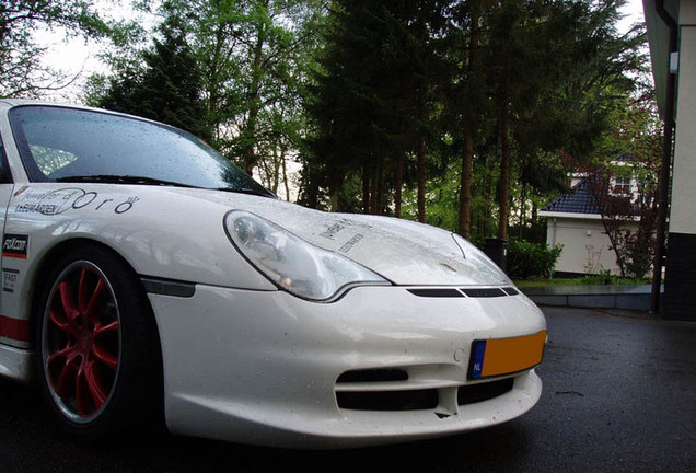 Porsche 996 GT3 RS