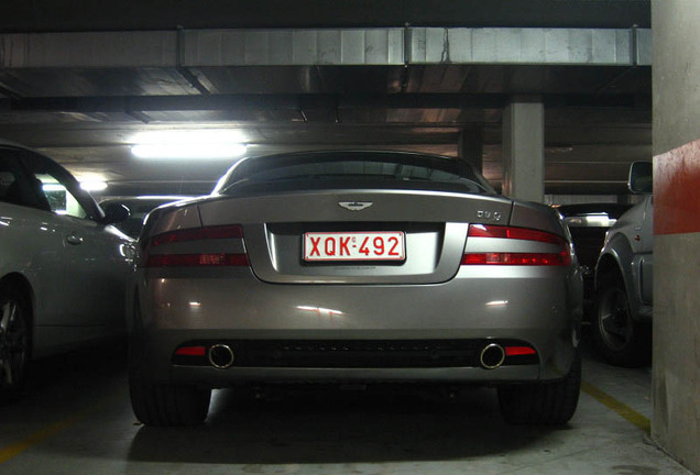 Aston Martin DB9