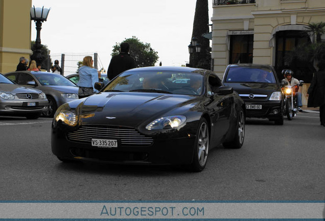 Aston Martin V8 Vantage