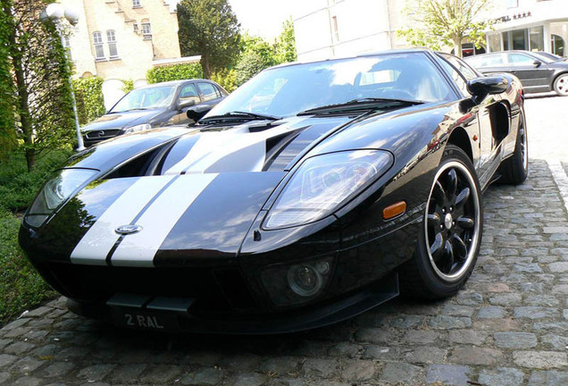 Ford GT