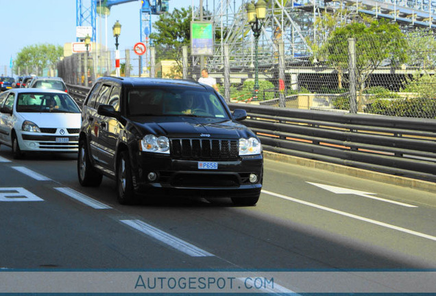 Jeep Grand Cherokee SRT-8 2005