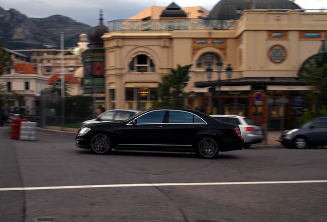 Mercedes-Benz S 63 AMG W221