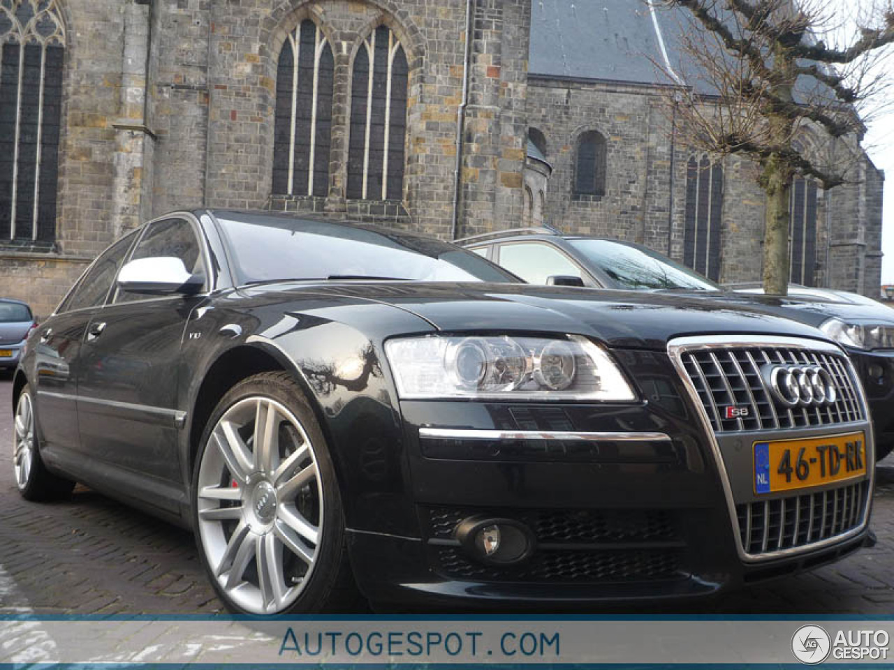 Audi S8 D3