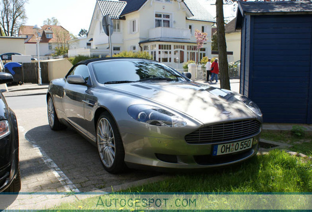 Aston Martin DB9 Volante