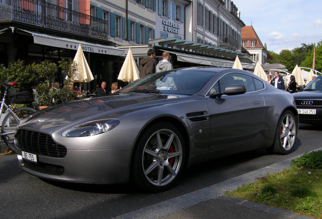 Aston Martin V8 Vantage