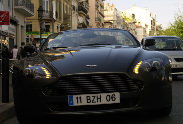 Aston Martin V8 Vantage Roadster