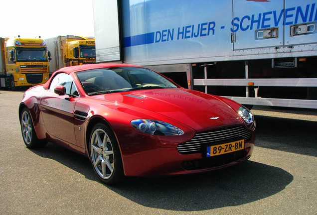 Aston Martin V8 Vantage Roadster