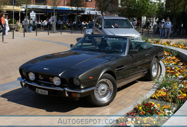 Aston Martin V8 Volante 1978-1990