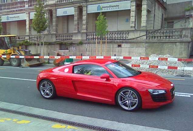 Audi R8