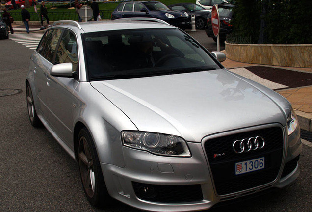 Audi RS4 Avant B7