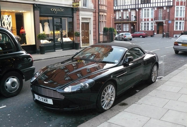 Aston Martin DB9 Volante