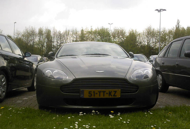 Aston Martin V8 Vantage