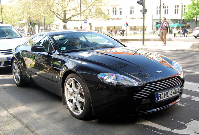 Aston Martin V8 Vantage