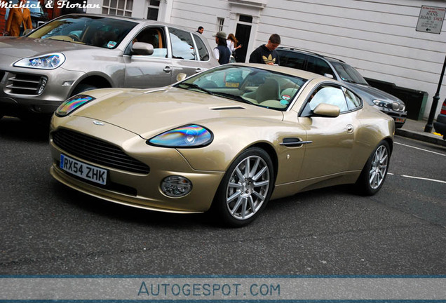 Aston Martin Vanquish S