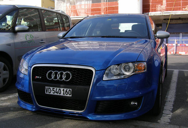 Audi RS4 Sedan